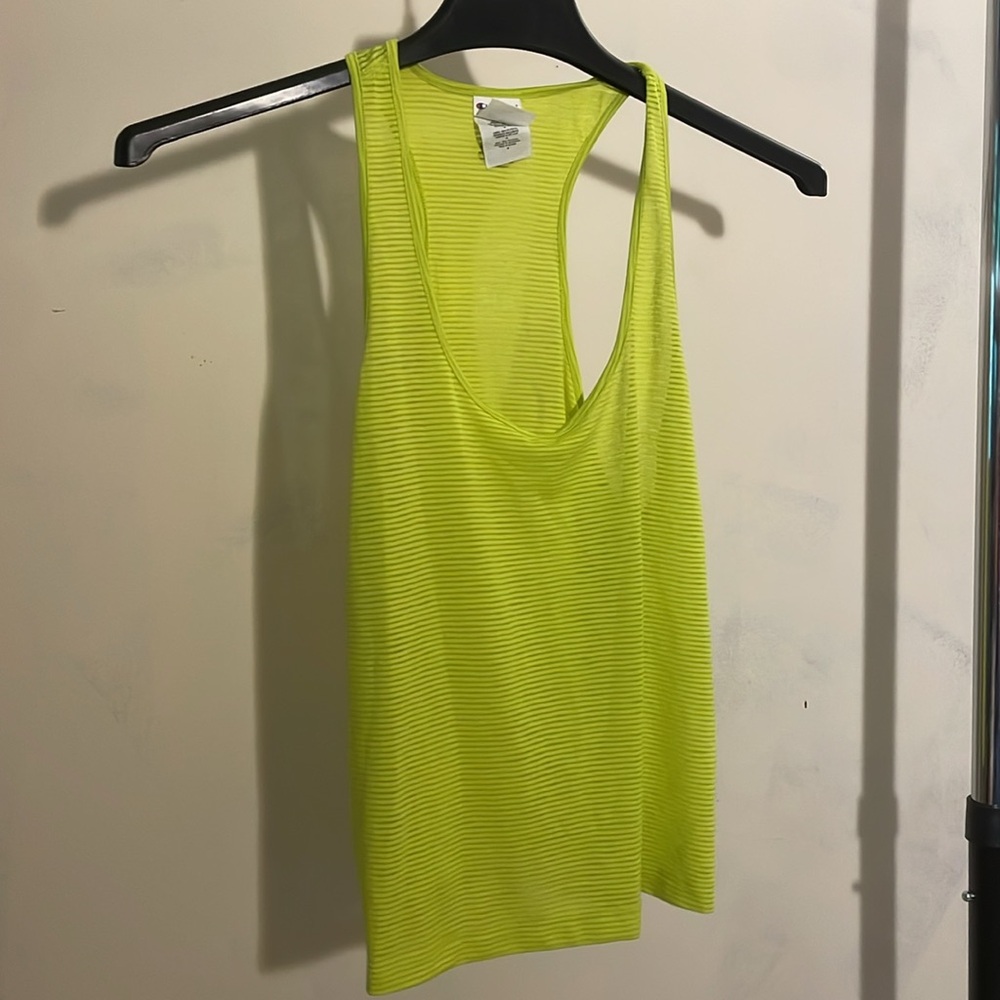 Champion Flowy Cropped Racerback Tank - Picture 2 of 3